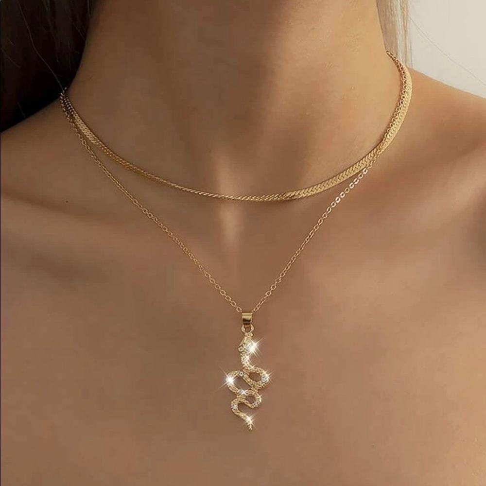 Rhinestone Snake Layered Chain Necklace - Picture 5 of 5